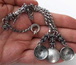 OSMANLI DÖNEMİ ANTİK MUHTEŞEM GÜMÜŞ MÜTHİŞ KAKMA İŞLEMELİ SARAYSAL TESPİH PÜSKÜLÜ 2EE1UU1 PEK ÇIKMAZ