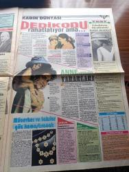 Gölge Adam Gazetesi - Turkish Newspaper - 21 28 Eylül 1992 - çıkarcı milletvekilleri ayağınızı denk alın - korkusuz bakan Cavit Çağlar yazan Nur Pınar - para krizi Türkiye'yi de peşinden sürüklüyor - en düşük asgari ücret bizde - Avrupa'nın alacağı karar Türkiye'yi nasıl etkiler - ordinaryus Lefter Küçükandonyadis 4 büyükleri uyardı dikkat kupalardan elenebiliriz - Mandela'dan zeytin dalı - tedavisi olmayan M.S. hastalığını yenen Ayşe İyison ve mucize diyeti - Beatrice Dalle sıradışı bir kişiliğe sahip Fotoğrafı - Yonca Evcimik fotoğraf - Lale Mansur filme katkısı olmayan yatak sahnesinde oynamam - dünyanın en eski sapıklığı tecavüz - tarihin tek yararlı korsanı Kristof Kolomb - İsrail başbakanı İzak Rabin Almanya'da - dedikodu rahatlatıyor ama - test erkeklerin idealindeki kadın mısınız - Botev'i tek başına yıkan Sakaryalı Türkiye'nin gözdesi kralların Kralı Aykut Kocaman Fotoğrafı - Galatasaray'da yeni dönem - kupada tur 180 dakikadır - Trabzonsporlu Ünal Karaman profesyonel değilim