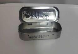 Eski First Metal Sakız Kutusu