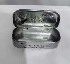 Eski First Metal Sakız Kutusu