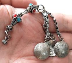 OSMANLI DÖNEMİ ANTİK MUHTEŞEM GÜMÜŞ MÜTHİŞ MOTİF İŞLEMELİ SARAYSAL TESPİH PÜSKÜLÜ NNN3R3 PEK ÇIKMAZ