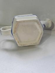 Nadir Delft Mavisi El Boyaması Porselen Sulama Kabı, Öpüşen Erkek ve Kız Çocuk Figürü 9x15 cm