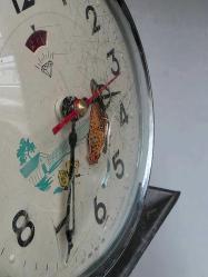 TAVUKLU ORJİNAL SHANGAI KURMALI MASA SAATİ ÇALIŞIR DURUMDA AÇIKLAMAYI OKUYUN