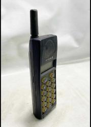 ERİCSSON CEP TELEFONU (çalışmıyor)