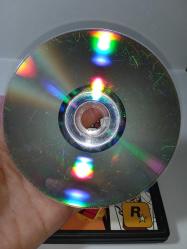 Pc oyun GTA Vice city. Orijinal. Kitapçık mevcut. 2 disk. Kullanıma bağlı çizikler var. Koleksiyonluk