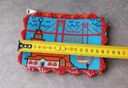 İSTANBUL  TEMALI İŞİ BONCUK ÖRME CÜZDAN. ÜZERİNDE 2023 BURCU YAZIYOR.  KONDİSYON YÜKSEK KOLEKSİYONLUK NADİR