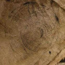 ESKİLERDEN EL DİKİŞİ HİLALİ AHMER FLAMASI. MÜHÜRLÜ. KOLEKSİYONLUK.