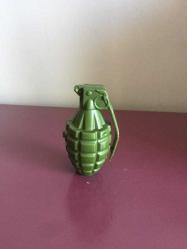 Figür Oyuncak El BomBası