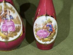 9,5 cm ve 12 cm arası ölçülerde  limoges minik vazolar - 5 adet