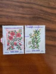 2001 Türkiye Flora Serisi - Kuşburnu ve Mersin (2 Değer)