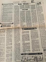 DÜNYA GAZETESİ - DOĞUM GÜNÜ HEDİYESİ (TURKISH NEWSPAPPER) - 17 HAZİRAN 1971 -  SADECE DÖRT SAYFADIR -Fahri Rıfkı Atay-Ekrem Acuner-Hakan Duman-Şefik Erensu-Sinasi Orel-Bedi Faik-Cemil Sena-Willy Brandt-Burhaneddin Semi-Muvaffak İhsan-Franca Antonini-Muharrem Atıkan-Kadir Sayın-Olcay Başarır-Şakir Suter-Doğan Talay-Başbakanlık tezkeresi yeraltı teşkilatını açıkladı-Tabii Senatör Acuner ve arkadaşları idam talebi ile yargılanacaklar-İstanbulda iki kızıl eşkıya daha yakalandı-TRTye ödül işi 958 bin liraya malolmuş-Özel sektör hor görülmemelidir-Zam kararlarının altında yeni hükümet üyelerinin imzaları vardır-Ticaret heyetlerinin yüzde otuzu casustur-Dolar Asya ülkelerinde düşmeye devam ediyor-Türkiyeye 20 günde 40 bin izinli işçi geldi-Hasta üniversite tedavi edilecek-Atatürk ilkeleri komisyon kuruldu-5 yıl ayrı kalan eşler boşanabilecek-Aşk ahlakı-Hür düşünce hür fikir-Pazar sohbeti oyun-Görüşler birincilik kazanan nutuk-Karga bana dedi ki-İkinci adam-Avrupa boks şampiyonası-Dört mağlubi