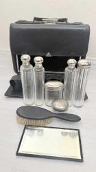 ORJİNAL DERİ İNGİLİZ SEYHAT ÇANTASI