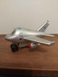 Uçak Tasarımlı Digital Saat ve Radyo