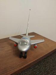 Uçak Tasarımlı Digital Saat ve Radyo