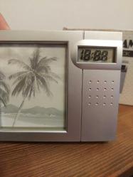 Digital Saatli Fotoğraf Çerçevesi