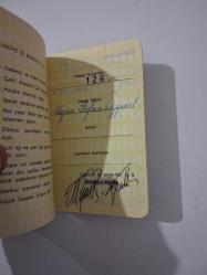 TÜRKİYE İŞ BANKASI A.Ş.  Küçük Cari Hesap Defteri 1973 ( İRFAN ÖZGENEL )