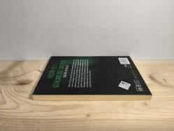 Hiçbir Şey Göründüğü Gibi Değil (1.Baskı)