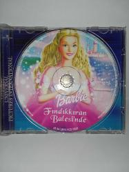 Vcd Barbie Nutcracker Fındıkkıran Balesinde. Orijinal. Universal Platinum Series. Türkçe dublaj. Kartonet temiz. Cd'de çalışmasını etkilemeyen yoğun çizikler var. Baştan sona sorunsuz çalışıyor