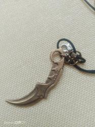 Hançer motifli, Çanakkale işi, pirinç kolye