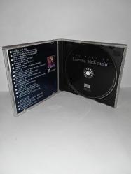 Cd Loreena Mckennitt the best of albümü. Bulgar baskı. Disk 10 üzerinden 9 sorunsuz çalışıyor