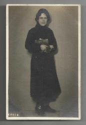 FOTO REKOR / EL ÇANTALI HANIM STÜDYO ÇEKİMİ FOTOĞRAF...