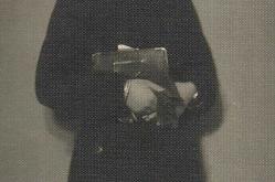 FOTO REKOR / EL ÇANTALI HANIM STÜDYO ÇEKİMİ FOTOĞRAF...