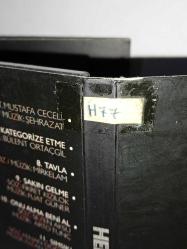 CD Grup Hepsi şaka albümü. Orijinal. Disk 10 üzerinden 9.9 temiz Sorunsuz çalışıyor. Kitapçıklar çok iyi durumda koleksiyonluk