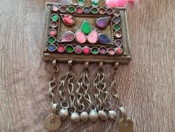 Eski Türkmen işi alpaka dan mamul doğal pembe kuvars taşlı kolye