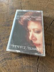 MUAZZEZ ABACI - SENSİZ OLMADI - KASET (JELATİNİNDE)