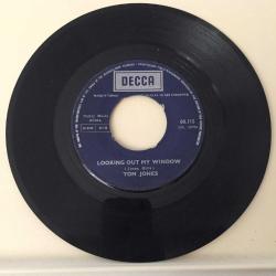 Tom Jones / A Minute Of Your Time - Looking Out My Window / Turkey 1968 / 45rpm / *Pop, Soul*