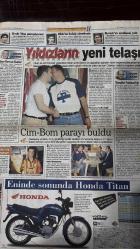 FOTOMAÇ SPOR GAZETESİ - TURKISH NEWSPAPER - DOĞUM GÜNÜ HEDİYESİ  - EKSİKSİZ TAM TAKIM GAZETE - 20 HAZİRAN 1999  SERGEN - FADIL AKGÜNDÜZ - AZİZ YILDIRIM - ABDULLAH KİĞILI - FATİH TERİM - RIDVAN DİLMEN - PETRESCU - BECALI - OGÜN - SEBA - FAHRETTİN CUROĞLU - SHORUNMU - GÖKHAN METİN - FARUK DURBİN - FELDKAMP - AMOKACHI  SERGEN MAÇI BİTMEDİ - PREKO’YA TEPKİ - DEVLERLE ÇOK ÖZEL - HABERLERİ BİLE YOK - ÇIKAMAYACAKLAR - FENER’İ ARTIK TUTAMAZLAR - ALPAY İÇİN 1 KURUŞ İNDİRİM YAPMAM - TARAFTAR & FOTOMAÇ - SHORUNMU GÜN SAYIYOR - BEŞİKTAŞ’IN SAYFASI - İNÖNÜ STADI YENİLENİYOR - KİMİN DEDİĞİ OLACAK - GEÇMİŞ GERİDE KALDI - FELDKAMP’IN YÜZÜ GÜLDÜ - ALPAY’A ISRAR EDİLMEYECEK - SELLAMİ DE LİSTEYE GİRDİ - GURBETÇİLER SORU İŞARETİ - PROPAGANDA YOK, PROPAN VAR  FENERBAHÇE 3 - 2 GALATASARAY BEŞİKTAŞ 1 - 0 KOCAELİSPOR