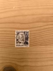 Karl Marx damgalı posta pulu