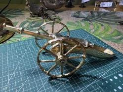 Pirinç Top Arabası Figürlü Dekoratif Obje