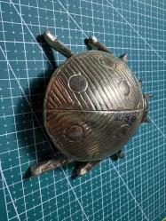 Pirinç Küllük – Uğur Böceği Formunda Kapaklı Dekoratif Küllük