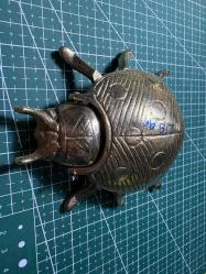 Pirinç Küllük – Uğur Böceği Formunda Kapaklı Dekoratif Küllük