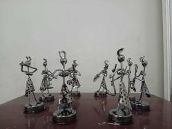 8 Lİ ÇALGICI KIZLAR, METAL, OYUNCAK DEĞİLDİR.