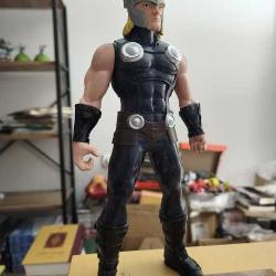 LOT.8 » Marvel Thor Figür