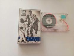 Eros Ramazzotti A Mezza Via , Memorie ,Favola 1993 Türkiye Baskı Kaset A1 Cose Della Vita 4:48 A2 A Mezza Via 5:37 A3 Un'Altra Te 4:40 A4 Memorie 4:50 A5 In Compagnia 4:38 A6 Un Grosso No 5:04 B1 Favola 4:20 B2 Non C'E' Più Fantasia 3:51 B3 Nostalsong 4:27 B4 Niente Di Male 4:02 B5 Esodi 4:31 B6 L'Ultima Rivoluzione 4:13 B7 Silver E Missie 4:25