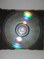 Cd Zerrin Özer sevildiğini bil albümü. Orijinal 1991 pembe bandrollü dönem baskı albüm. Dinlemeyi etkilemeyen yoğun çizikler var, baştan sona sorunsuz çalışıyor. Kartonet 10/9