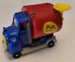 DAĞILAN KOLEKSİYONDAN ÇOK ŞİRİN BİR MODEL ARABA.