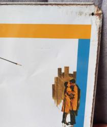 BREAKFAST AT TİFFANY'S FİLMİ TENEKE AFİŞ. FOTOĞRAFTA GÖRÜLDÜĞÜ GİBİDİR KOLEKSİYONLUK NADİR