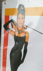 BREAKFAST AT TİFFANY'S FİLMİ TENEKE AFİŞ. FOTOĞRAFTA GÖRÜLDÜĞÜ GİBİDİR KOLEKSİYONLUK NADİR