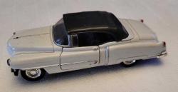 LOT.9 » KLASİK MODEL ARABA. ÇOK GÜZEL.