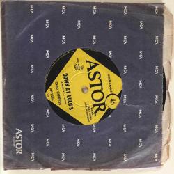 Ohio Express / Down At Lulu's - She's Not Comin' Home / Australia 1968 / 45rpm / *Pop*