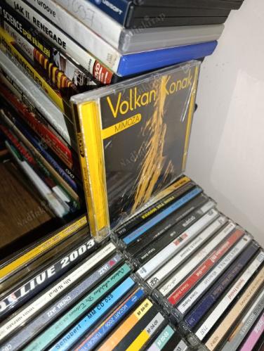 BOŞ KUTU KARTONET CD YOK VOLKAN KONAK MİMOZA