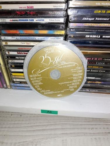 Onur Akın şarkıları- onurlu yıllar cd