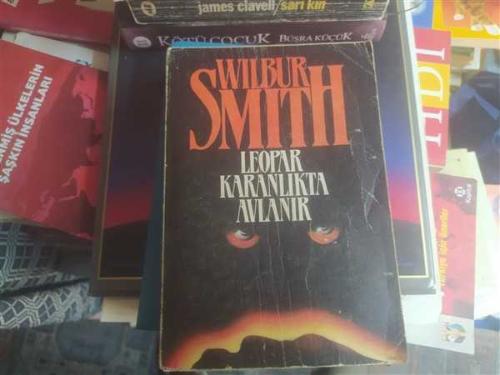 LEOPAR KARANLIKTA AVLANIR