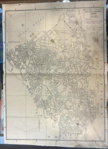 İstanbul'un Beyoğlu İlçesi Hayrettin Lokmanoğlu Çizimi Beyoğlu Kazası Belediye Şubesi'nin 1. Haritası (33 X 45)