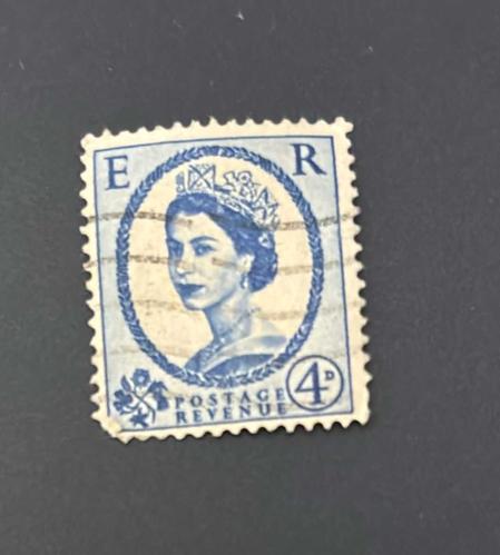 İngiltere Pulu - England Stamp - Postadan Geçmiş Pul Filateli - DAMGALI - KRALİÇE II. ELIZABETH TEMALI PUL, 4 PARA - YABANCI PULLAR - NOSTALJİK DOĞUM GÜNÜ HEDİYESİ