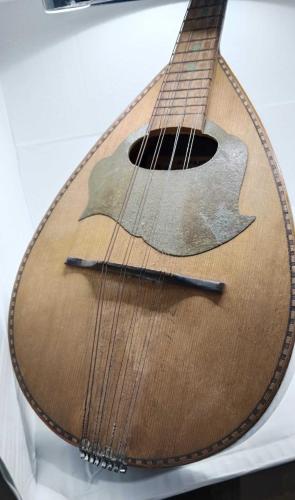 AHŞAP MÜZİK ALETİ, ÇOK ENDER ANTİKA ''PAPAJORJİU MANDOLİN'' 1969 YILINDAN HATASIZ 214